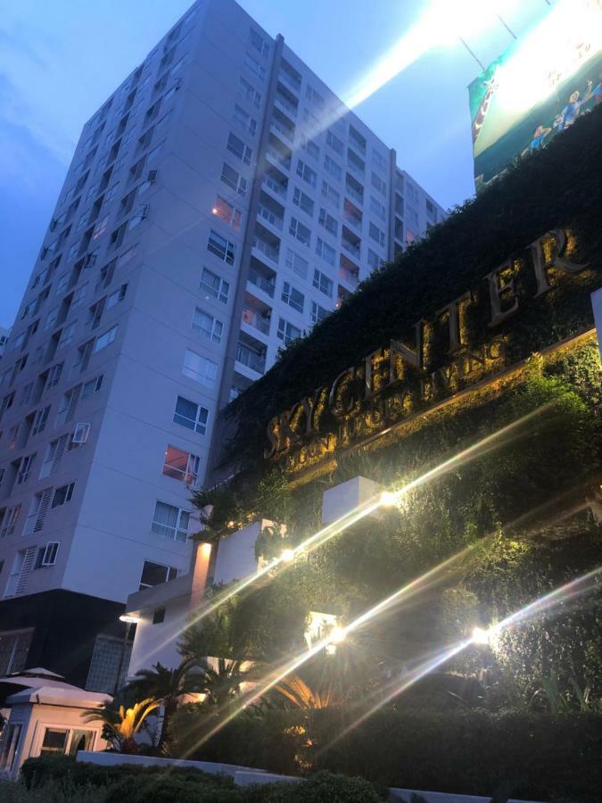 Апартаменты студио 40 кв. м, собственных ванных: 1, в Танбинь Хошимин Экстерьер фото